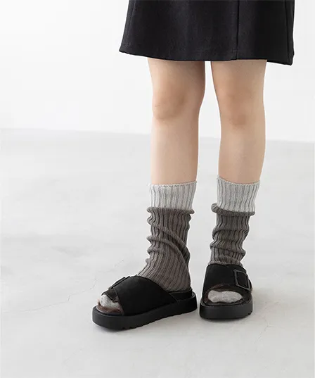 ゴールドバックル 厚底 ファーサンダル