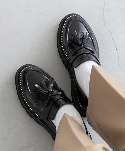 menue (メヌエ) スタッズ トラックソール 厚底ローファー
