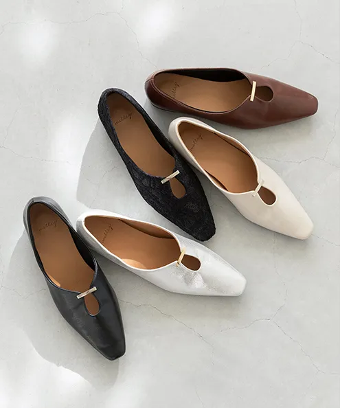 U字カット アクセントバー 2cmヒール 極やわパンプス 