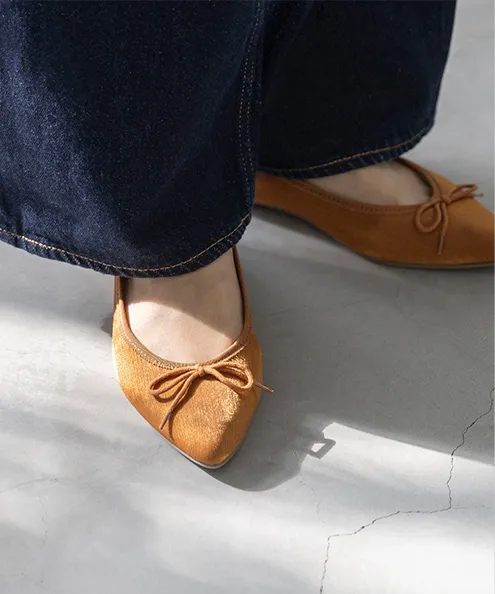 ふわカル ポインテッドトゥ バレエシューズ