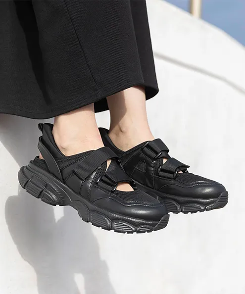 スポッと履ける ハンズフリー スニーカーサンダル