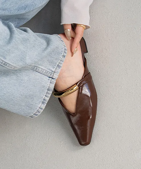 スクエアトゥ ゴールドメタル ミュールサンダル