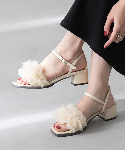 秒履き スクエアトゥ チュールフリル ストラップサンダル