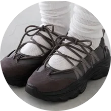 個性派スニーカー